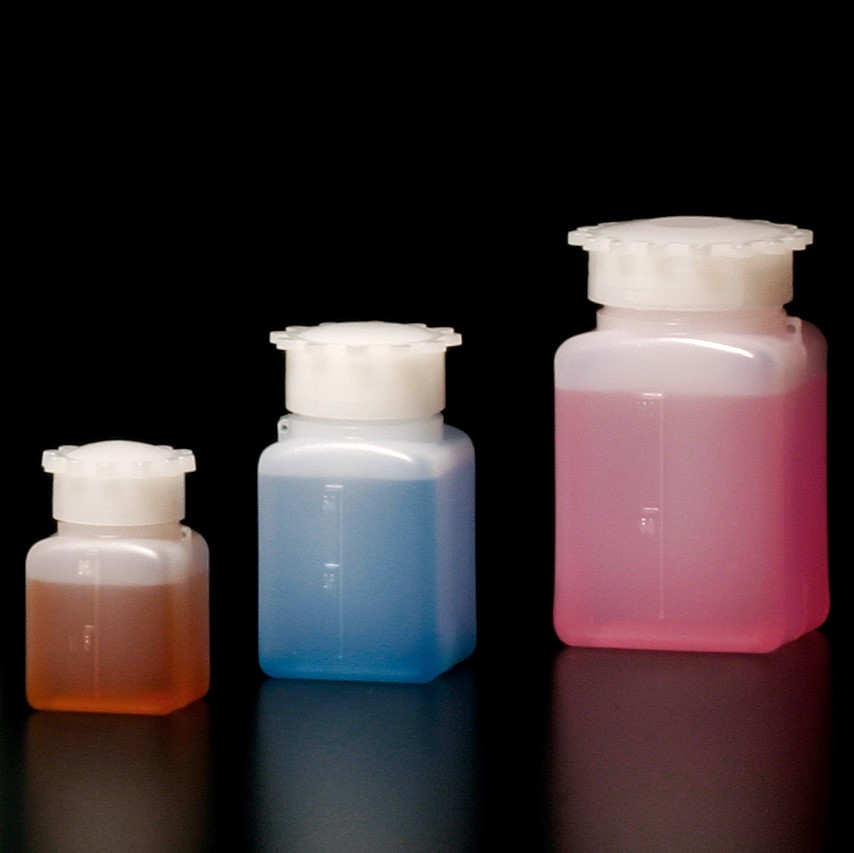 Square bottle HDPE 25 ml with cap